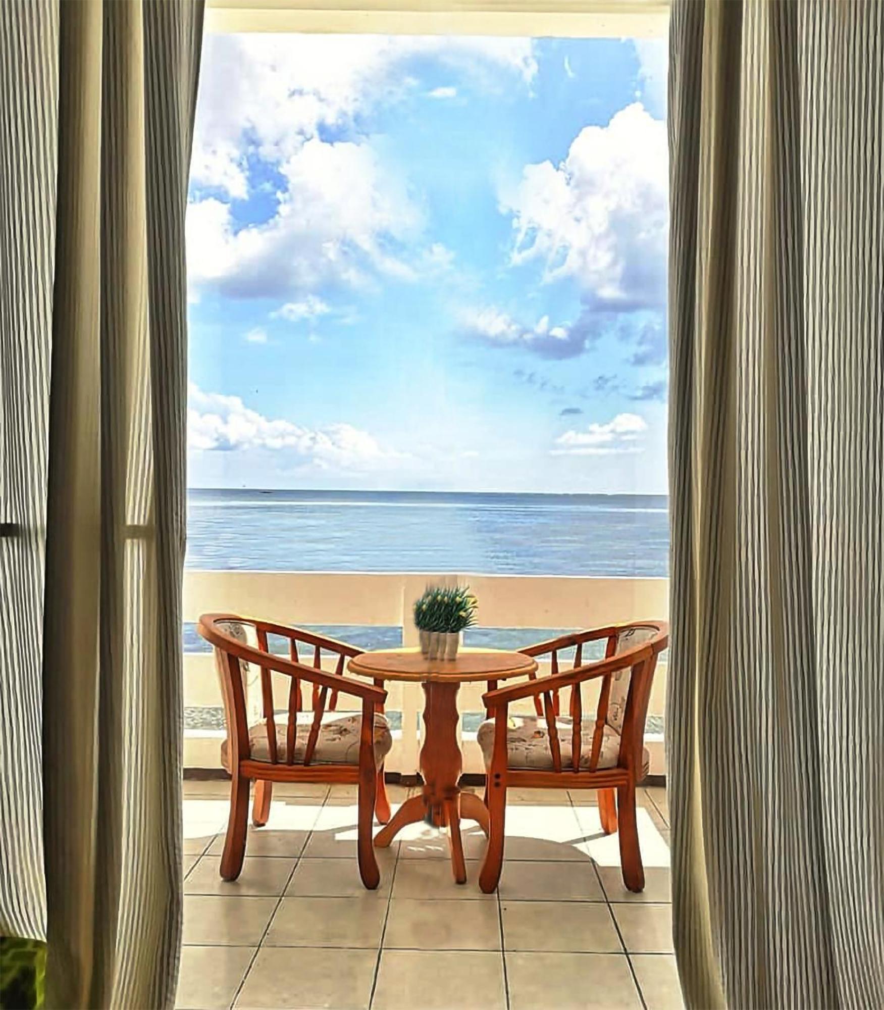 คาซา อัลมาเรนโซ่ เบ้ด แอนด์ เบรคฟาสต์ รีสอร์ต Hotel Bolinao ภายนอก รูปภาพ