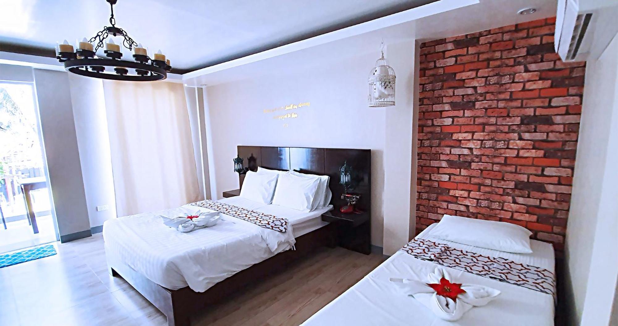 คาซา อัลมาเรนโซ่ เบ้ด แอนด์ เบรคฟาสต์ รีสอร์ต Hotel Bolinao ภายนอก รูปภาพ